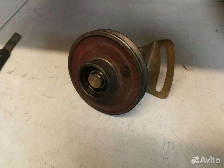 Ролик натяжной газ-3302 дв.умз-4215