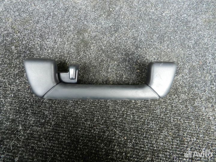 Ручка потолочная задняя Lexus IS250 2013) F-Sport