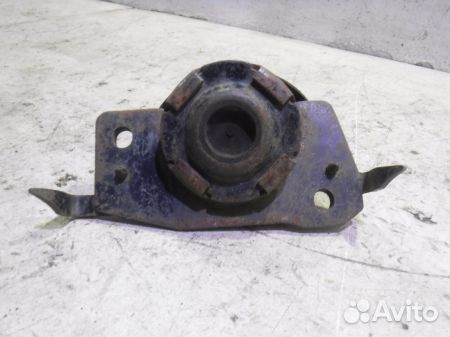 Подушка двигателя Тойота