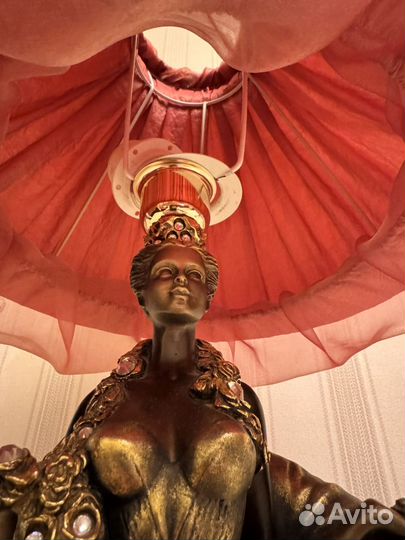 Лампа настольная Bogacho