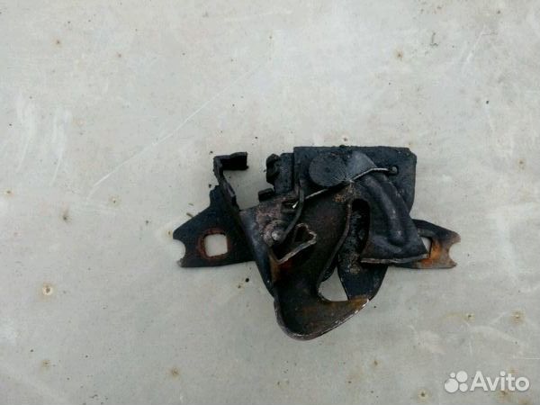 Замок капота Фольксваген Поло