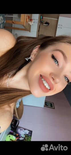 Официант, хостес, администратор