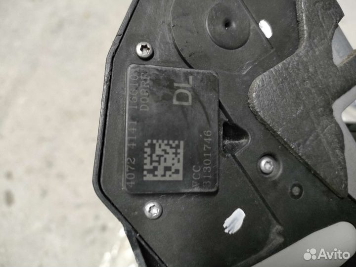 Замки двери Volvo 31301746