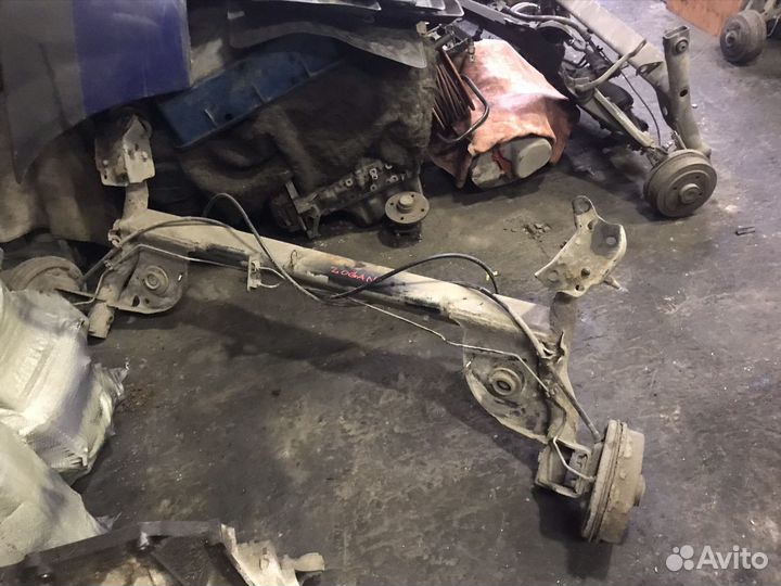 Renault Logan балка задняя в сборе