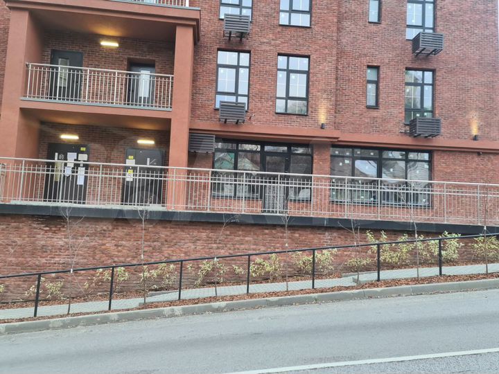 Помещение свободного назначения 40 кв.м. в центре