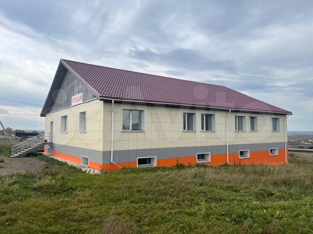 Здание, 638 м²