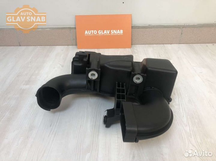 Резонатор воздушного фильтра Хендай Солярис