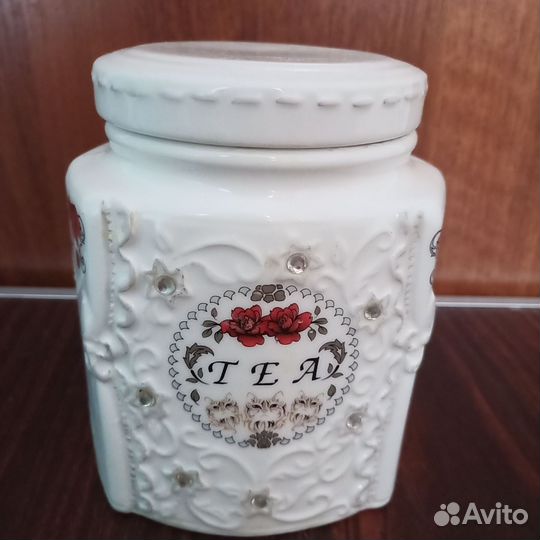 Керамическая ёмкость для хранения чая