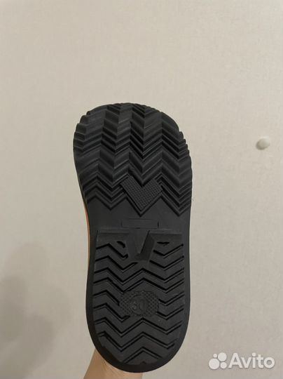 Зимние ботинки новые 29 размер