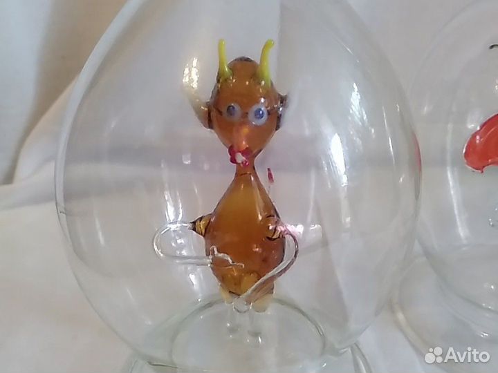 Графин с чёртом