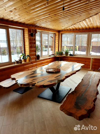 Стол обеденный деревянный большой