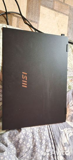 Ультрабук MSI