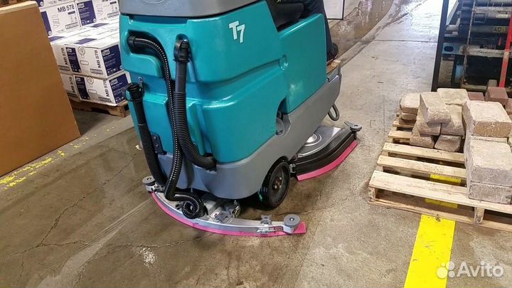 Поломоечная машина tennant t7