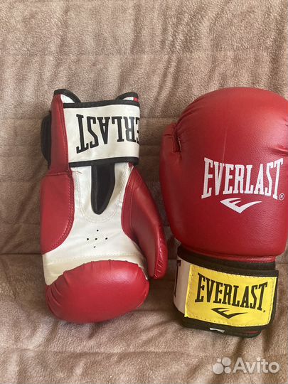 Перчатки для бокса Everlast 10oz