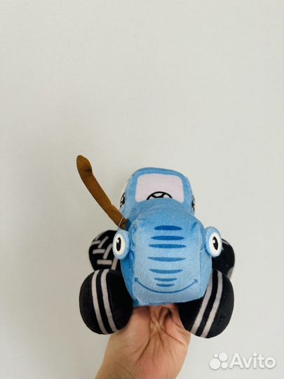 Мягкая игрушка синий трактор