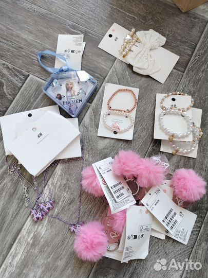 Детская бижутерия, заколки и резинки для волос