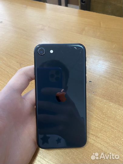 iPhone SE, 128 ГБ