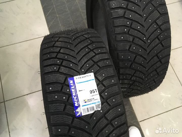 Michelin X-Ice North 4 SUV 305/35 R21 109T