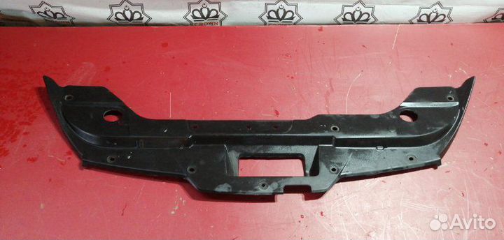 Накладка на панель радиатора Nissan Almera G15 K4M