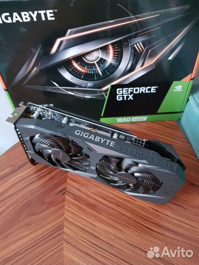 Видеокарта GTX 1650 Super