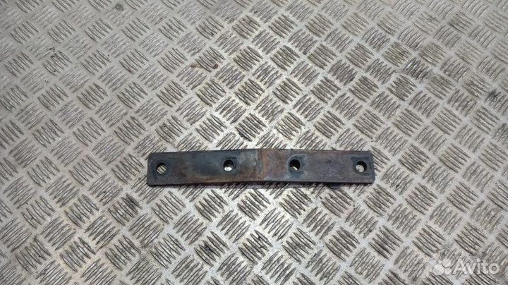 Кронштейн задней траверсы Man Tga Tgx