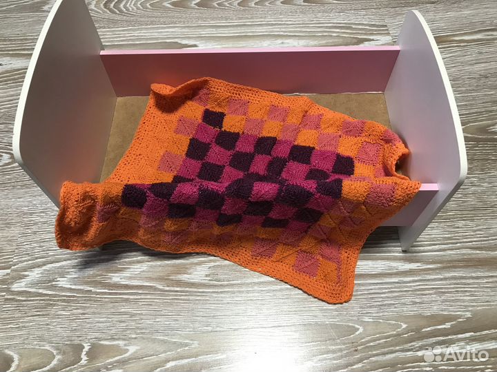 Кукла пупс и деревянная кроватка