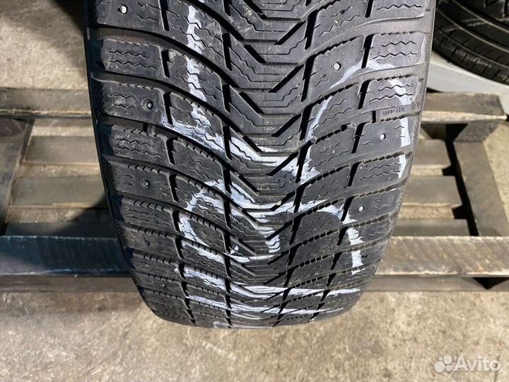 Michelin X-Ice North 3 235/55 R17 103T