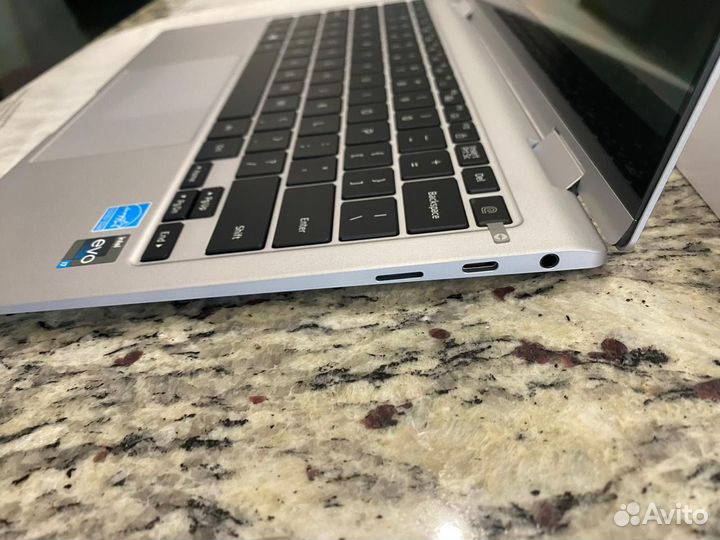 Samsung galaxy book 2 pro 360