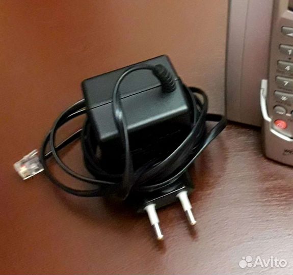 Телефон Panasonic и Samsung