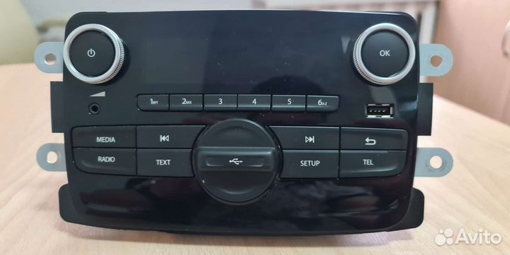 Штатная магнитола Renault Duster 2