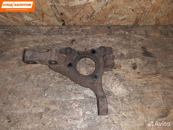 Кулак передний левый Opel Astra H (2004 - 2007)