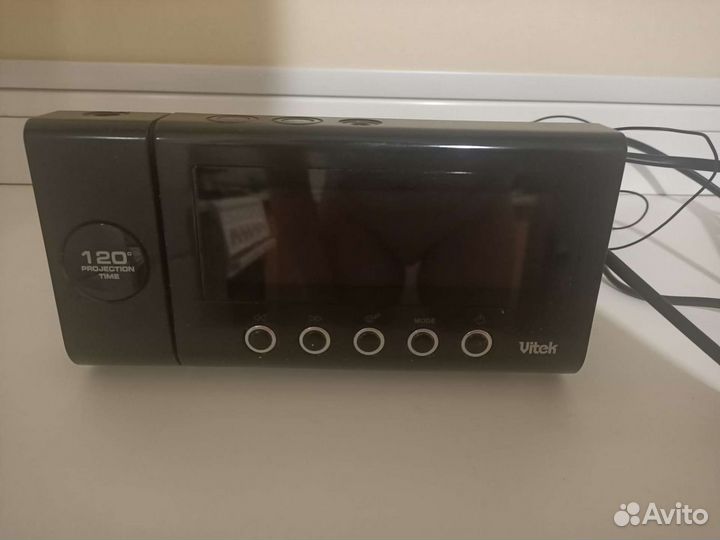 Радиочасы будильник Vitek VT-3528 BK