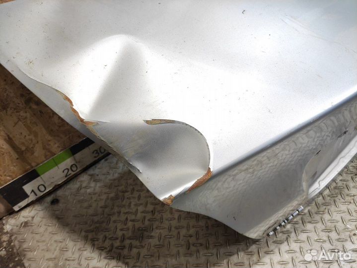 Крышка багажника Mitsubishi Lancer 9