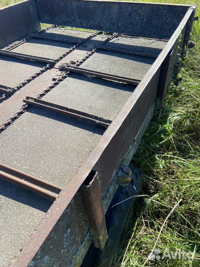 Прицеп (телега) с транспортером для трактора