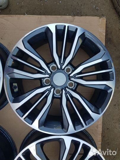 Диски R17 5x114.3 Geely Emgrand X7