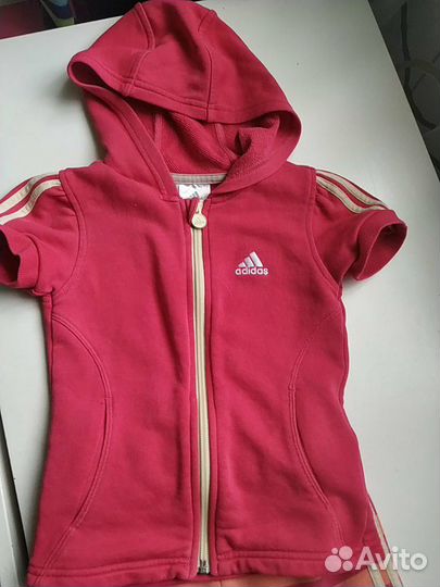 Костюм спортивный Adidas размер 98