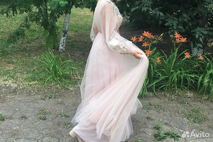 Вечернее платье в пол 42 44