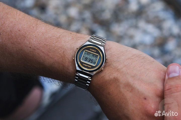 Часы Casio casiotron 50th TRN-50SS-2A