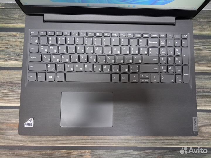 Lenovo V15 Core I3 8/SSD256