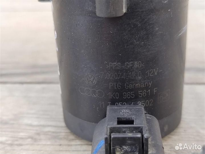 Насос водяной вспомогательный volkswagen Golf 6 Э