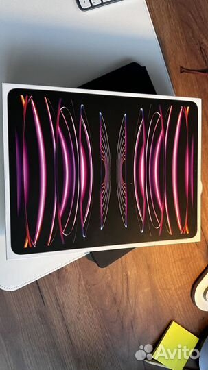 iPad pro 12.9 m2 512gb wifi + Cellular