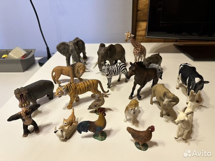 Фигурки животных schleich и mojo