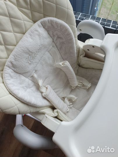Детский стульчик для кормления happy baby