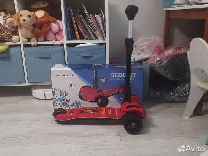 Самокат 3 колёсный новый