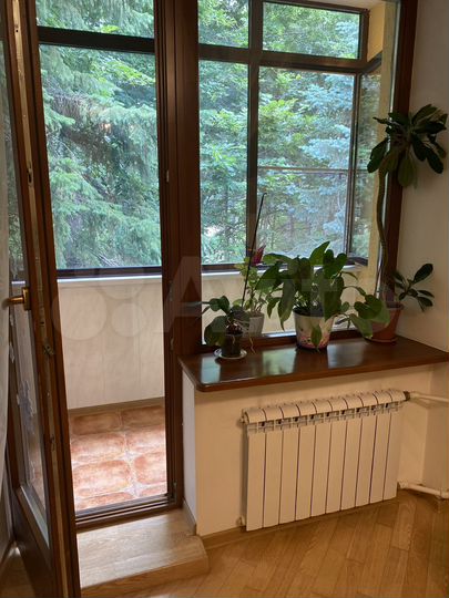 3-к. квартира, 70 м², 3/3 эт.