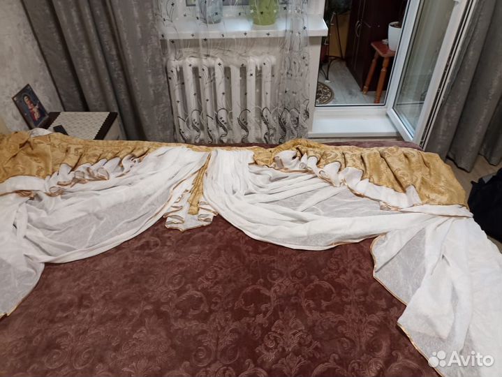 Ламбрекен с тюлью