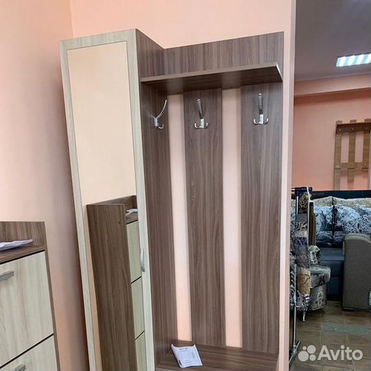 Прихожая