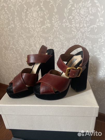 Босоножки prada 38