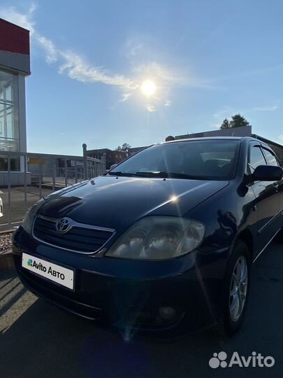 Toyota Corolla 1.6 AT, 2006, 300 500 км