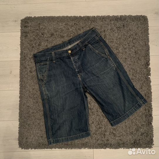 Шорты Carhartt